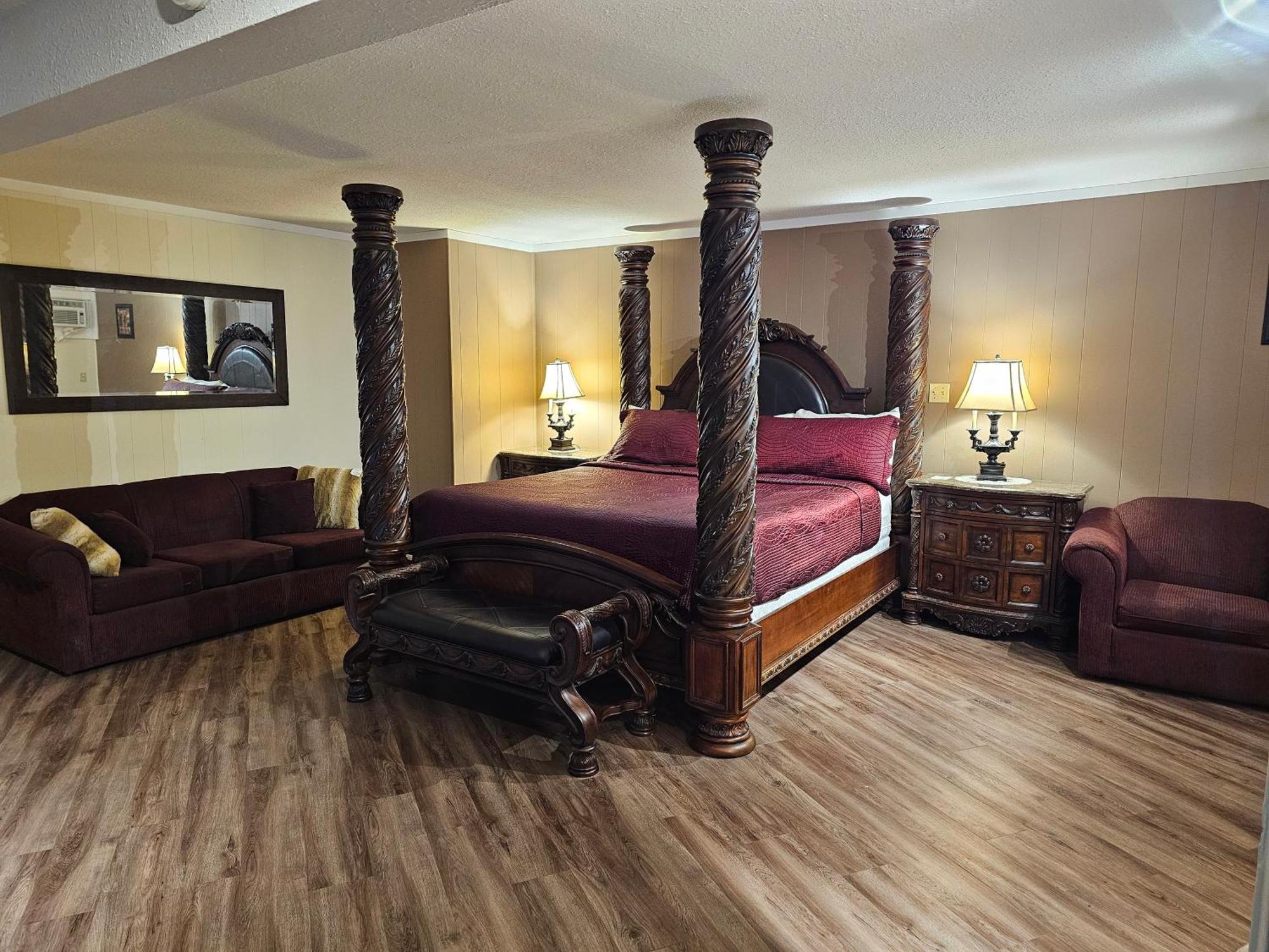 Parkway Motel & European Lodges Пинчер-Крик Экстерьер фото